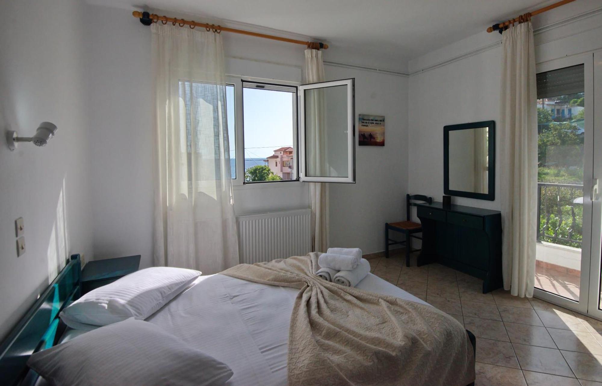 Studios Nelli Alonissos Патитири Экстерьер фото